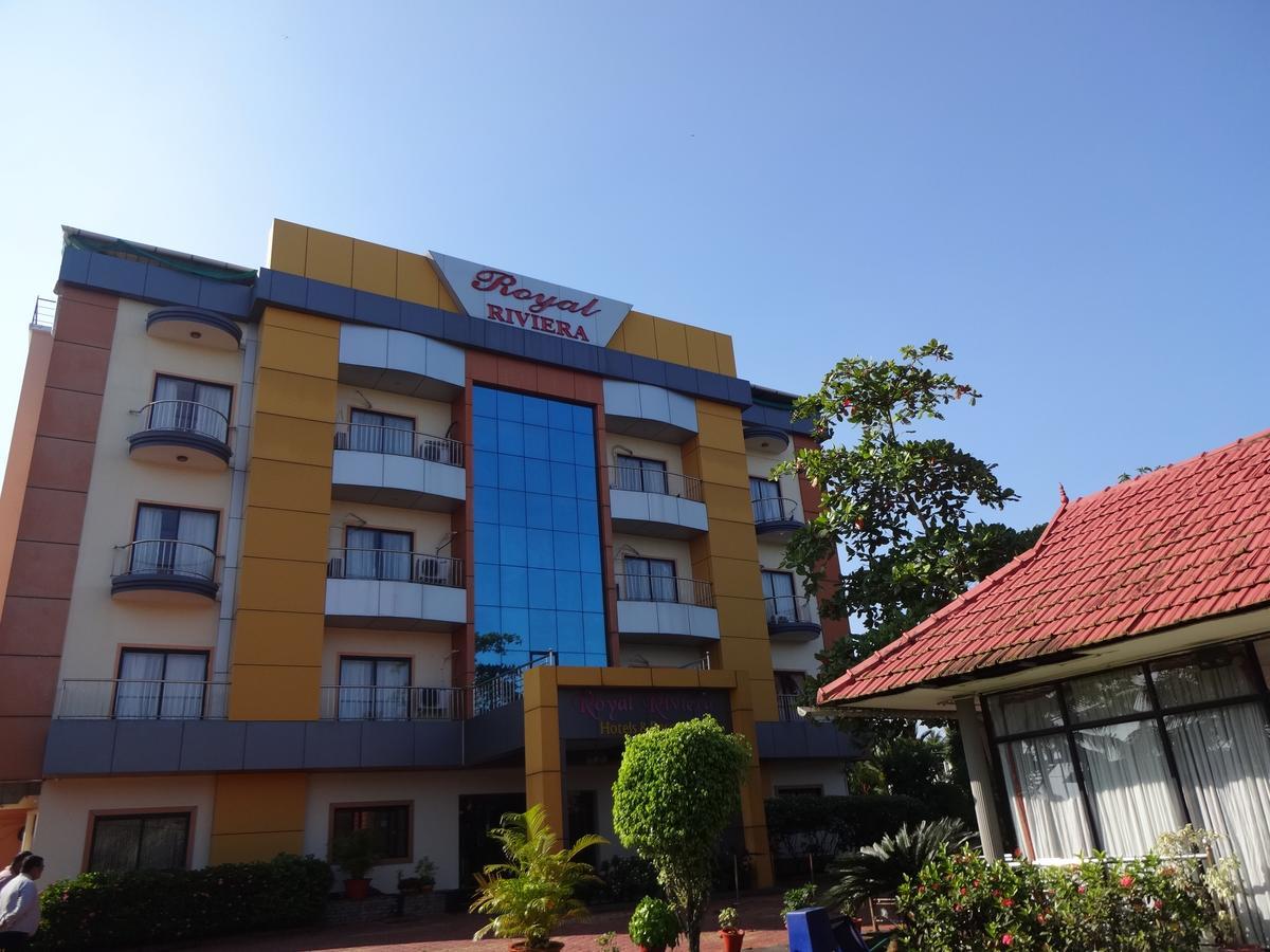 Royal Riviera Hotel Kumarakom Exterior photo