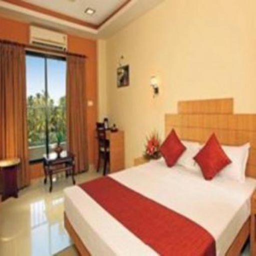 Royal Riviera Hotel Kumarakom Exterior photo